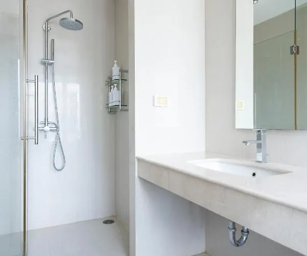 Apartamento M Estate 2br Private Residence, 300m To Bts Chit Lom