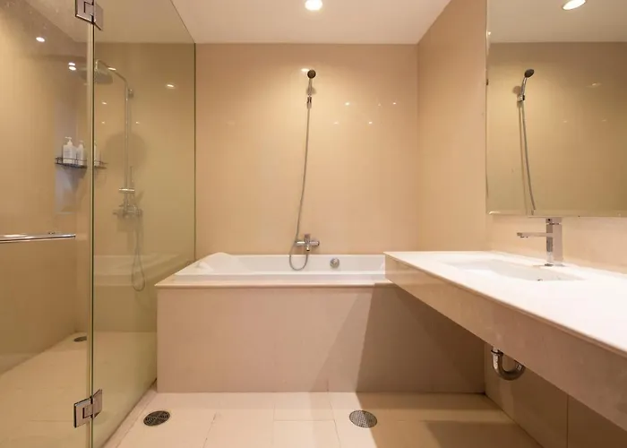 Apartamento M Estate 2br Private Residence, 300m To Bts Chit Lom Bangkok