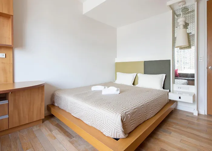 M Estate 2br Private Residence, 300m To Bts Chit Lom